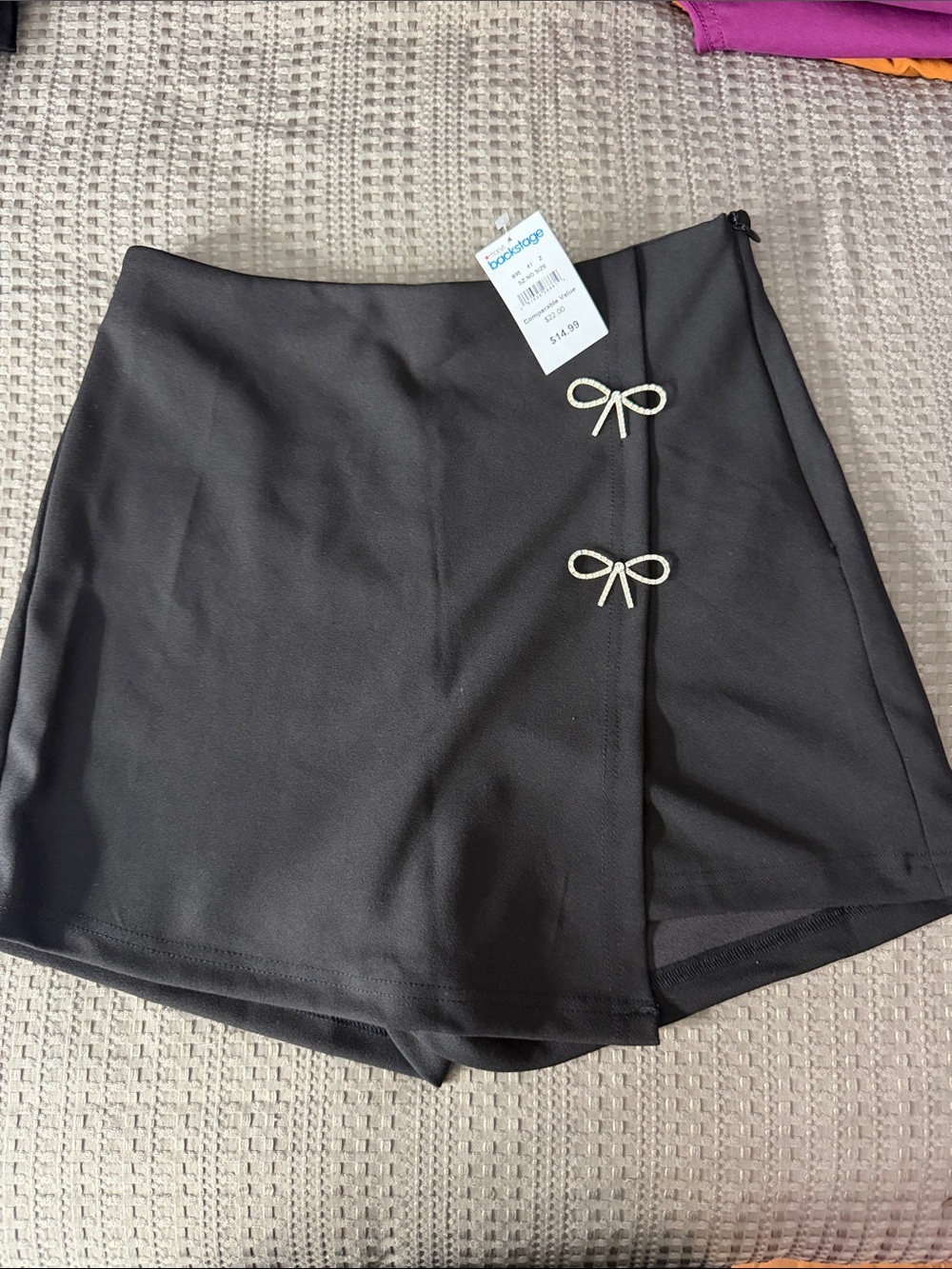 Black Women’s Skort with Decorative Bow Accents